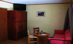 sunrise apartments livingroom 2